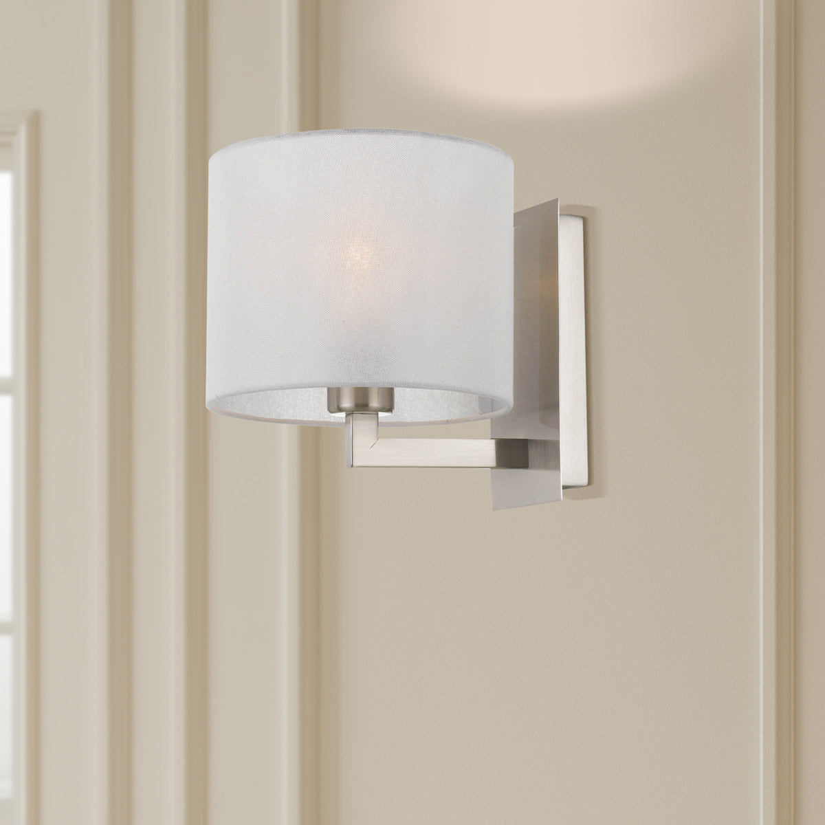 ELGAR WALL LIGHT