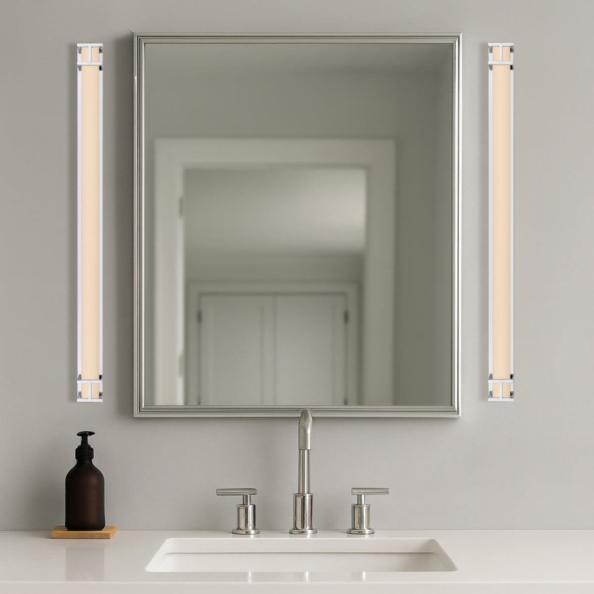 GILSON 80 VANITY WALL LIGHT