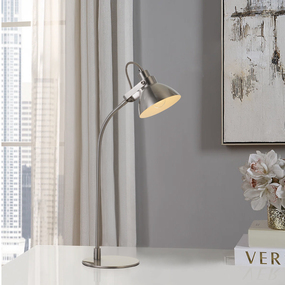 GWEN TABLE LAMP