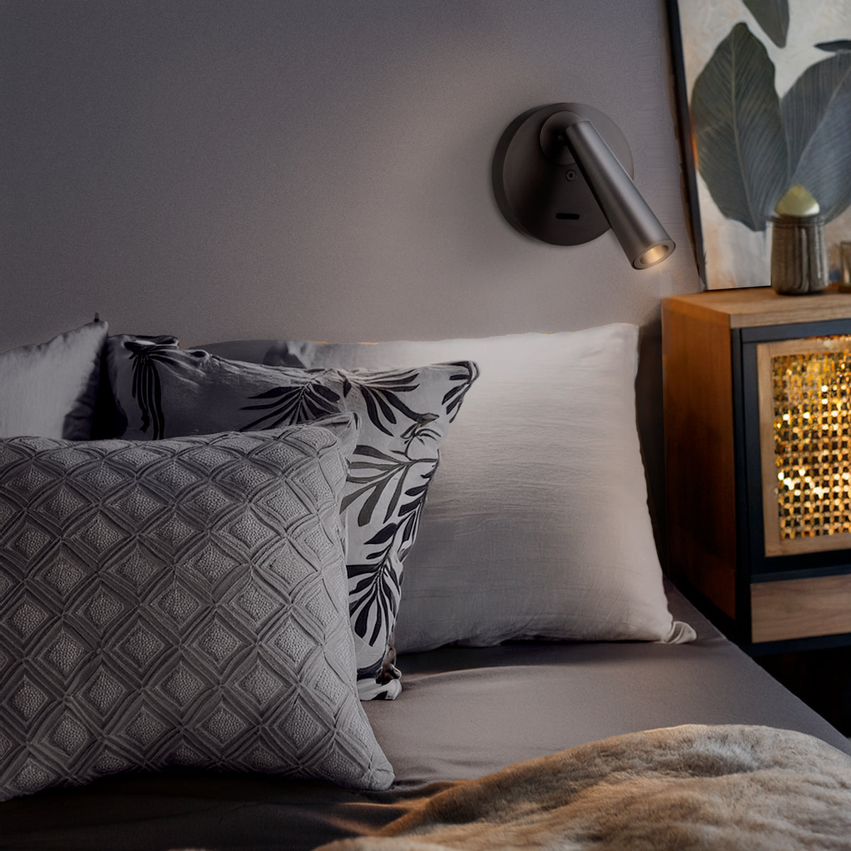 LODAN WALL LIGHT