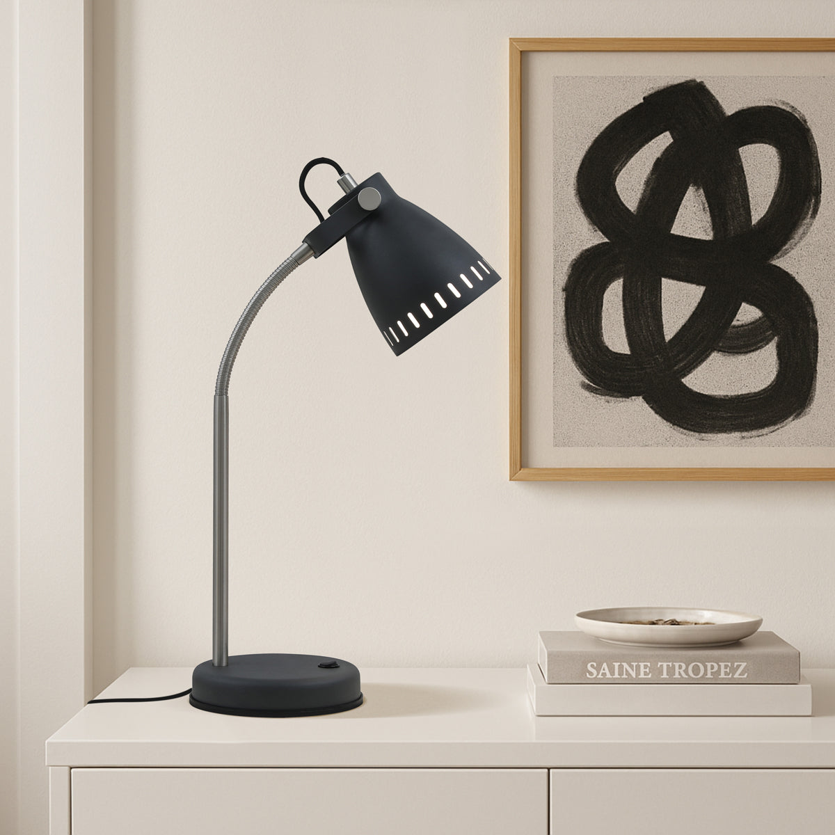 NOVA TABLE LAMP