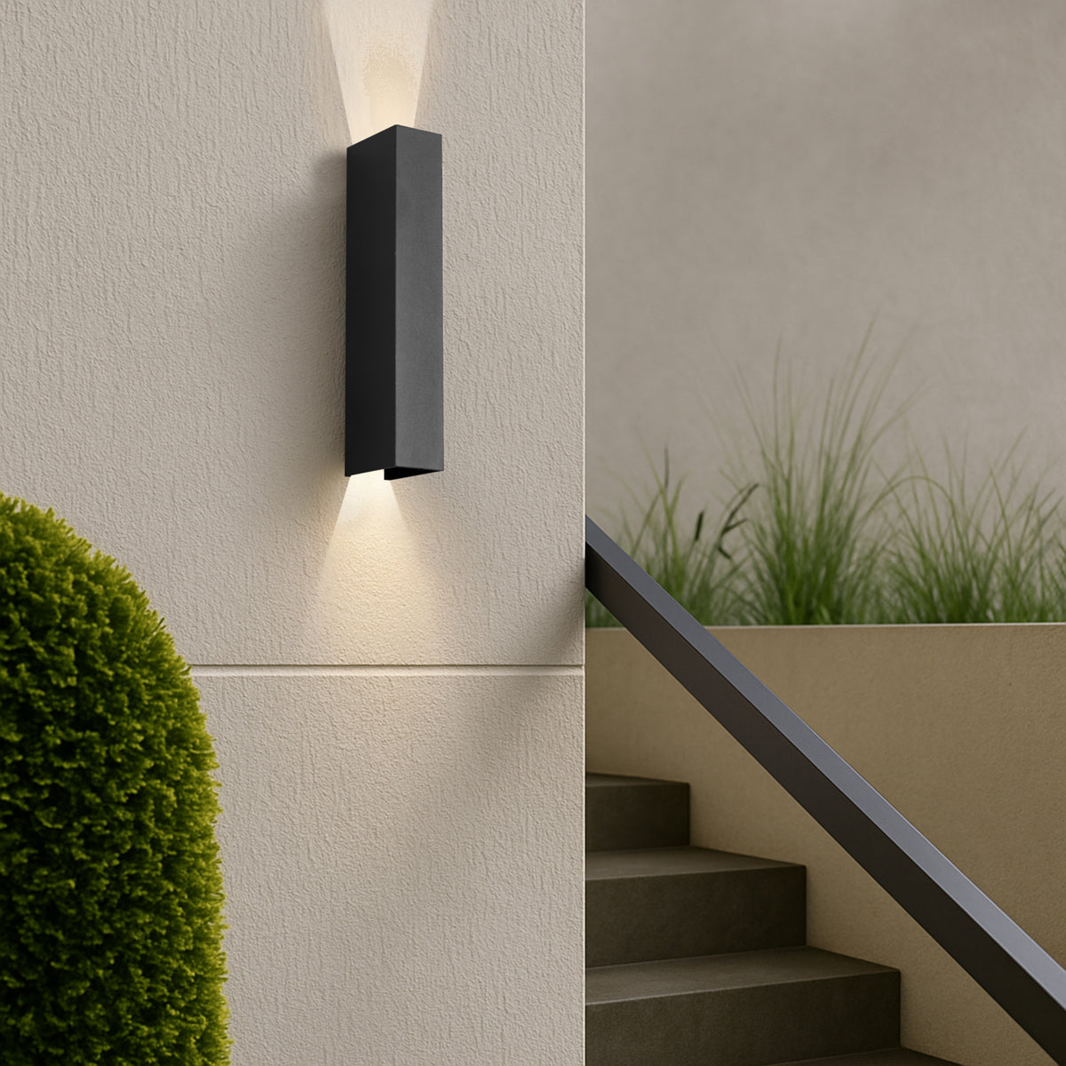 RYLAND EXTERIOR WALL LIGHT