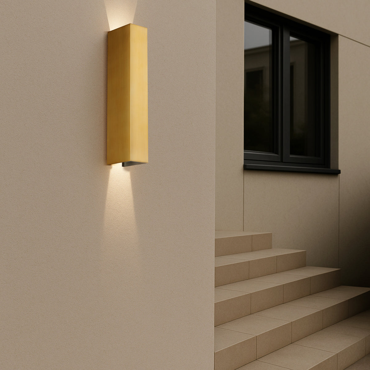 RYLAND EXTERIOR WALL LIGHT