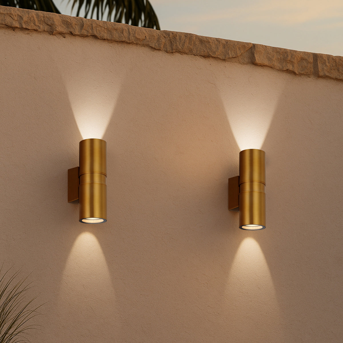 SARNEL EXTERIOR WALL LIGHT