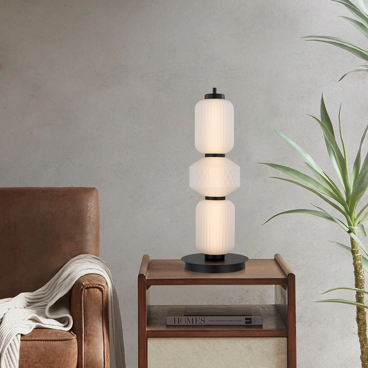 TORSO TABLE LAMP