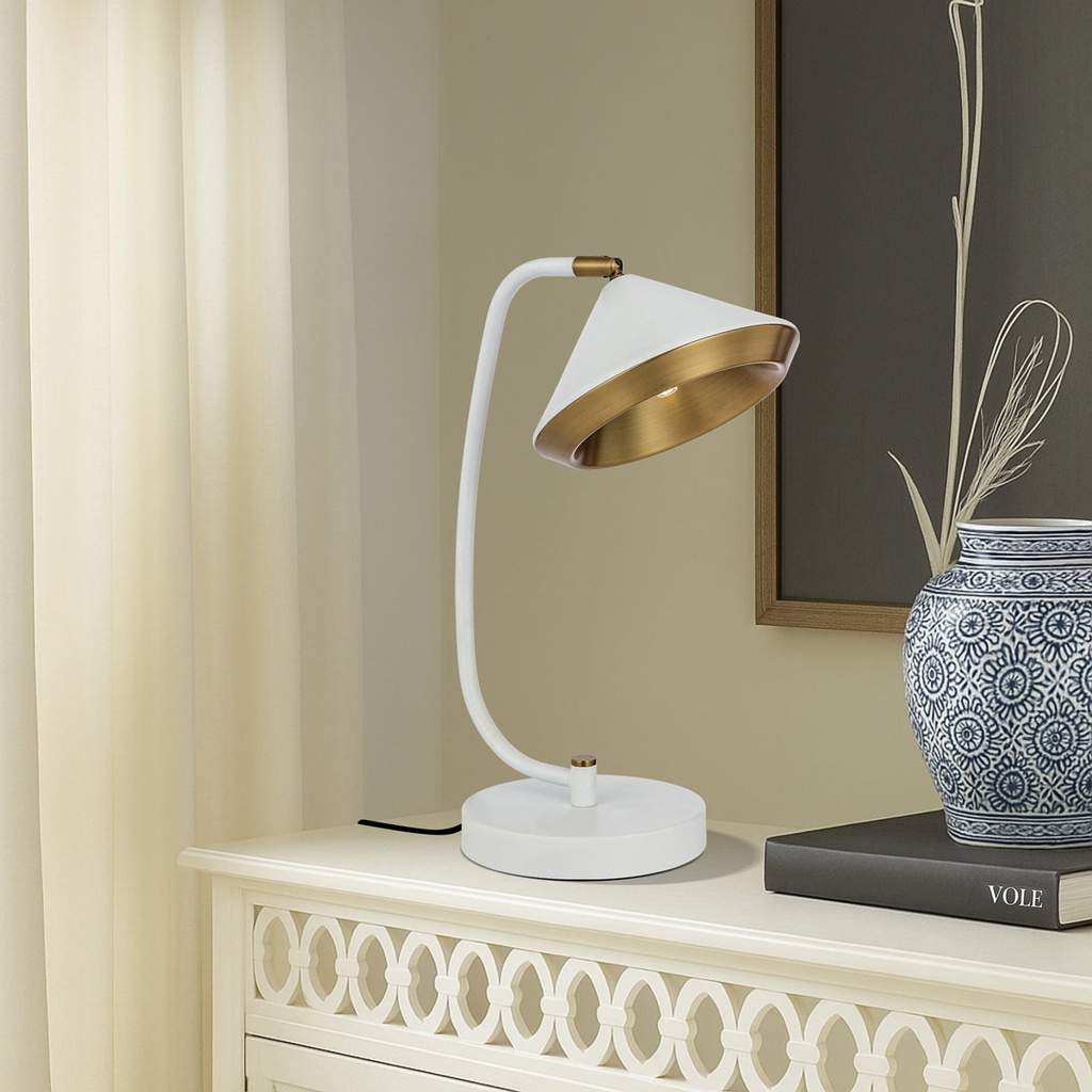 LARSON TABLE LAMP - LS1